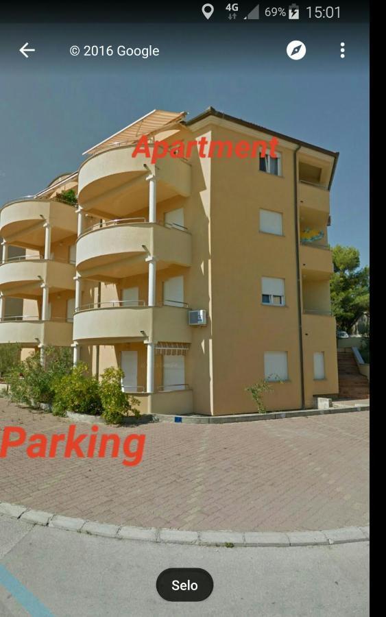 Apartment Irena Premantura Eksteriør billede